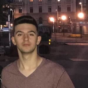 Meet your Posher, Kenan